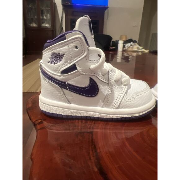 Nike Air Jordan 1 Retro High OG TD Court Purple - Picture 9 of 10
